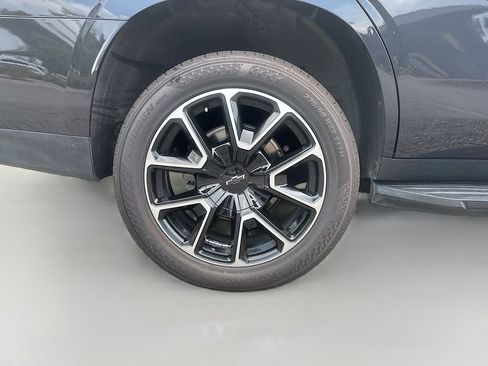 Used 2024 Chevrolet Tahoe RST w/ Luxury Package AWD/4WD image 13