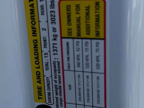 Used 2025 Ford Transit 350 XLT image 39