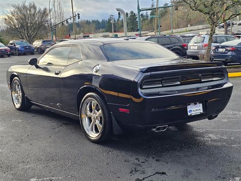 Used 2011 Dodge Challenger R/T image 5