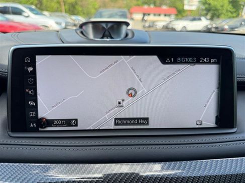 Used 2017 BMW X6 M image 22