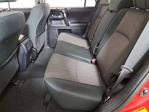 Used 2022 Toyota 4Runner TRD Off-Road image 12