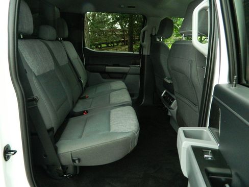 Used 2022 Ford F150 XLT w/ Equipment Group 301A Mid AWD/4WD image 18