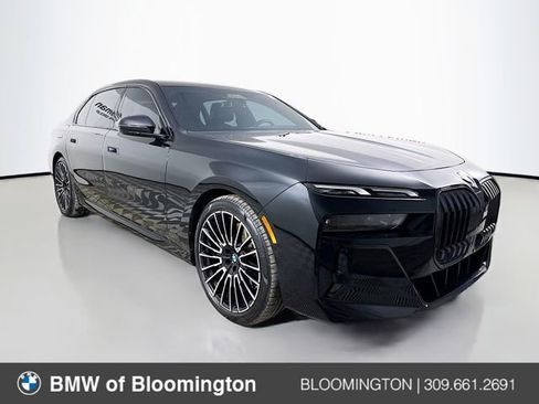 Used 2025 BMW 760i xDrive AWD/4WD image 1