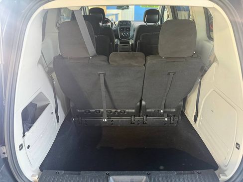 Used 2016 Dodge Grand Caravan SE w/ Quick Order Package 29E SE FWD image 27