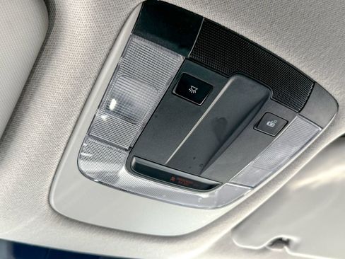 Used 2025 Kia Seltos LX AWD/4WD image 30