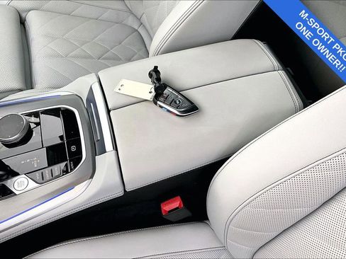 Used 2023 BMW X5 xDrive40i w/ M Sport Package image 14