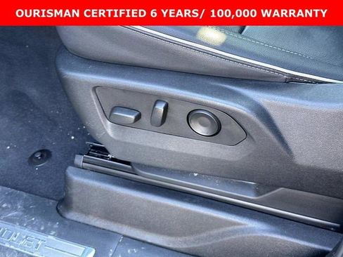 Certified 2024 Chevrolet Suburban Premier w/ Premium Package image 16