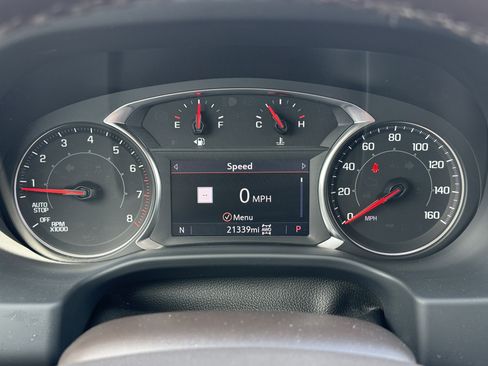 Used 2023 GMC Acadia SLT w/ Preferred Package AWD/4WD image 30