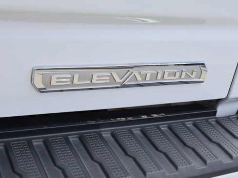 Used 2021 GMC Sierra 1500 Elevation w/ X31 Off-Road Package AWD/4WD image 7