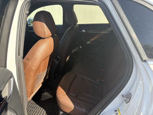 Used 2016 Audi Q3 2.0T Prestige w/ Prestige Package image 16