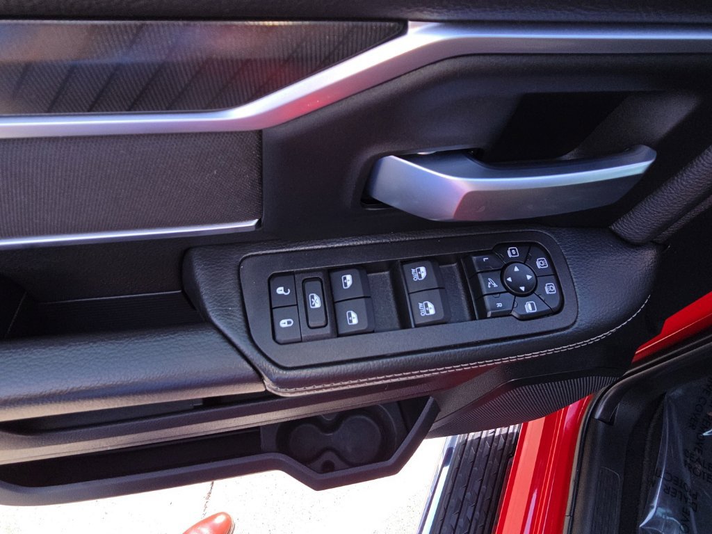 Certified 2026 RAM 2500 Big Horn AWD/4WD image 16