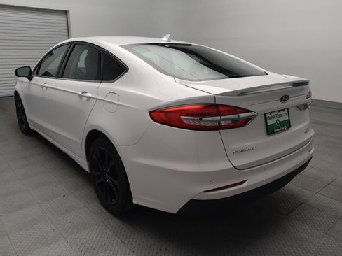 Used 2020 Ford Fusion SE w/ Equipment Group 151A FWD image 5