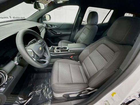 Used 2026 Chevrolet Equinox LT w/ LPO, Floor Liner Package FWD image 23