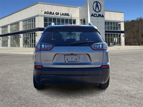 Used 2020 Jeep Cherokee Latitude Plus w/ Comfort/Convenience Group image 5