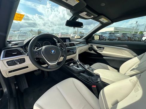 Used 2019 BMW 430i Convertible w/ Convenience Package image 11