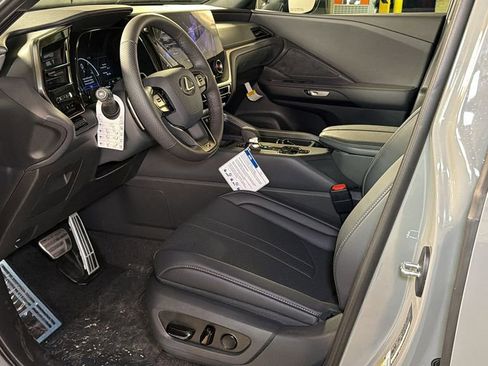 New 2026 Lexus TX 500h AWD image 15