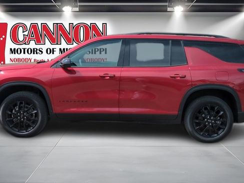 New 2026 Chevrolet Traverse LT w/ Midnight/Sport Edition FWD image 8