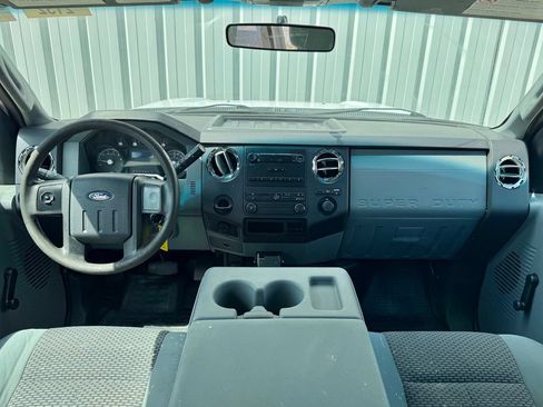 Used 2012 Ford F250 XL AWD/4WD image 30