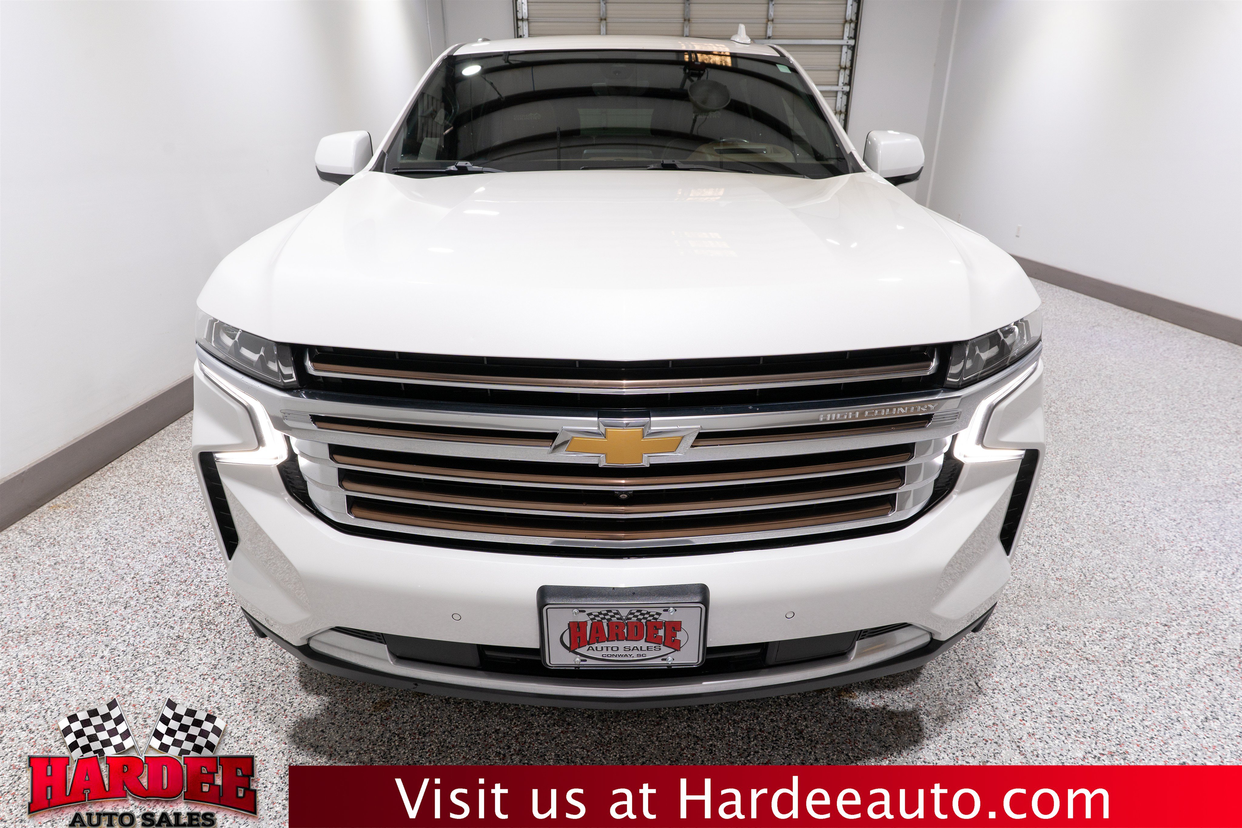 Used 2021 Chevrolet Suburban High Country w/ Premium Package AWD/4WD image 7