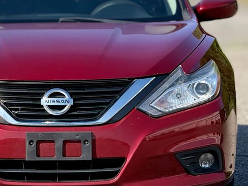 Used 2017 Nissan Altima 2.5 SV FWD image 12