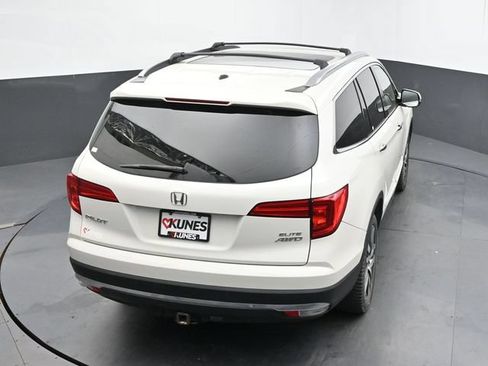 Used 2017 Honda Pilot Elite image 10