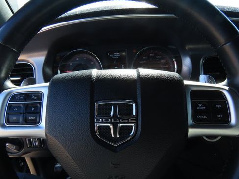 Used 2014 Dodge Charger R/T w/ Wheels & Tunes Group image 27