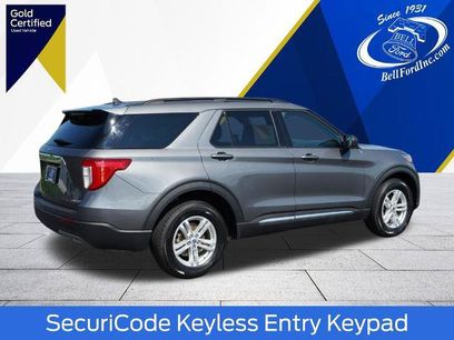 Certified 2022 Ford Explorer XLT w/ Equipment Group 202A