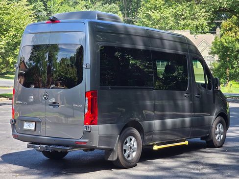 Used 2023 Mercedes-Benz Sprinter 2500 image 5