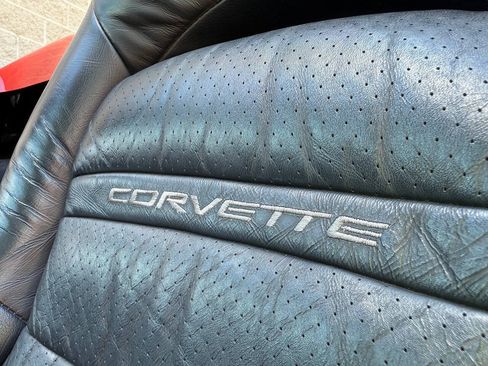 Used 2003 Chevrolet Corvette Convertible w/ Preferred Equipment Group1 RWD image 22