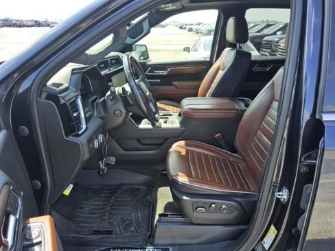Used 2023 GMC Sierra 1500 Denali Ultimate AWD/4WD image 5