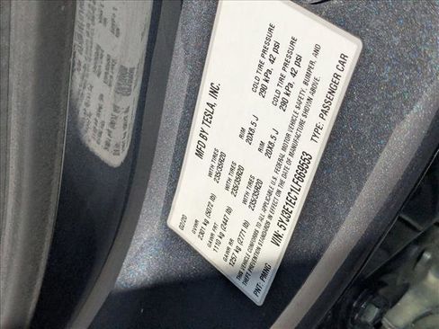 Used 2020 Tesla Model 3 Performance image 25