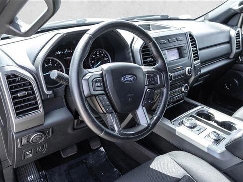 Used 2018 Ford Expedition XLT AWD/4WD image 10