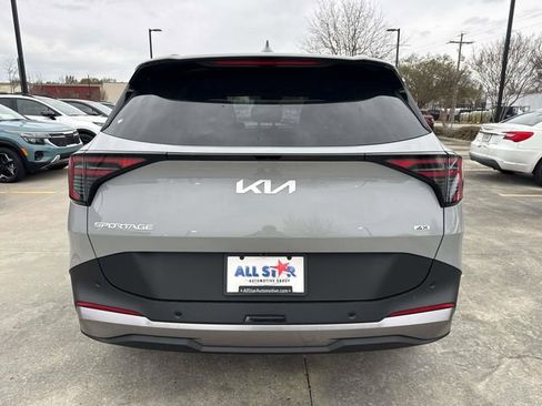 New 2026 Kia Sportage EX AWD/4WD image 8
