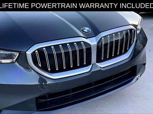 Used 2025 BMW 530i xDrive image 38
