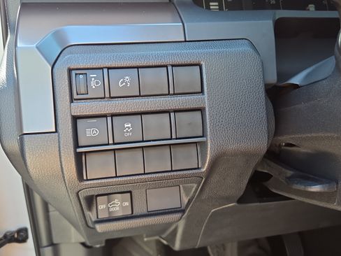 Used 2024 Toyota Tacoma SR5 RWD image 33