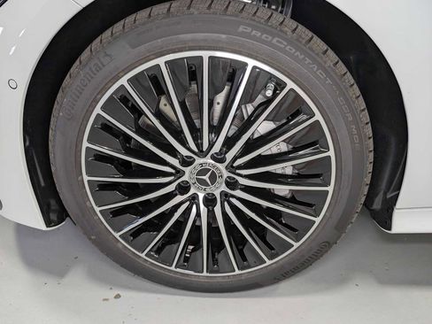 Used 2026 Mercedes-Benz CLE 450 4MATIC Cabriolet image 5