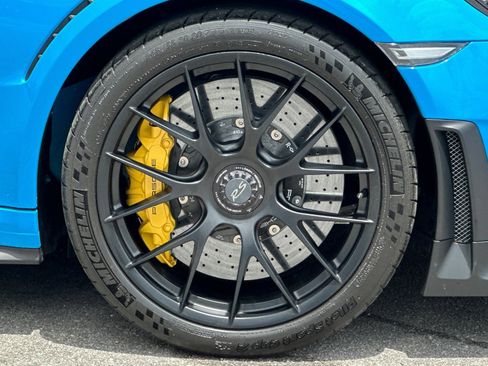Certified 2018 Porsche 911 GT2 RS RWD image 40