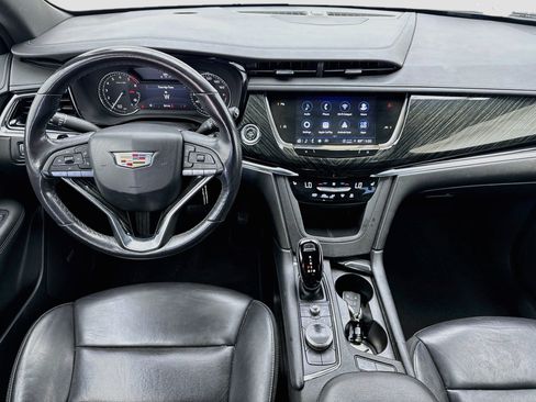 Used 2022 Cadillac XT6 Premium Luxury FWD image 15