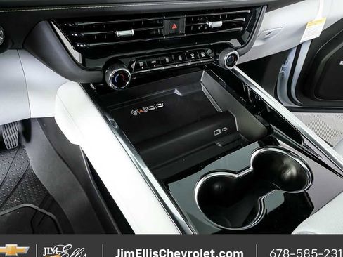 New 2026 Chevrolet Suburban Premier w/ Sun And Tow Package image 18