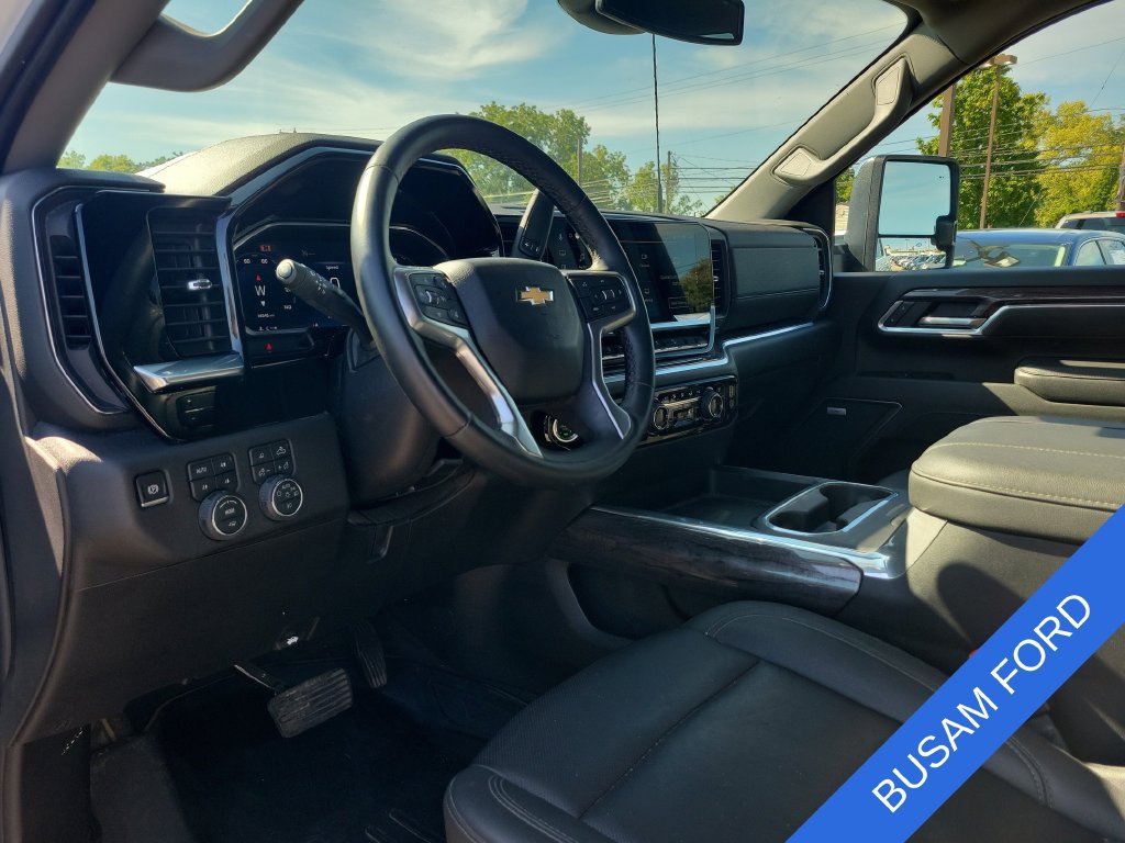 Used 2026 Chevrolet Silverado 2500 LTZ w/ Z71 Chrome Sport Edition AWD/4WD image 12