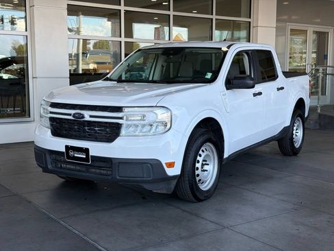Used 2024 Ford Maverick XLT FWD image 2