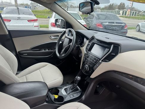 Used 2018 Hyundai Santa Fe Sport w/ 2.4L Value Package 02 image 11