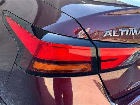 Certified 2024 Nissan Altima 2.5 SL image 30