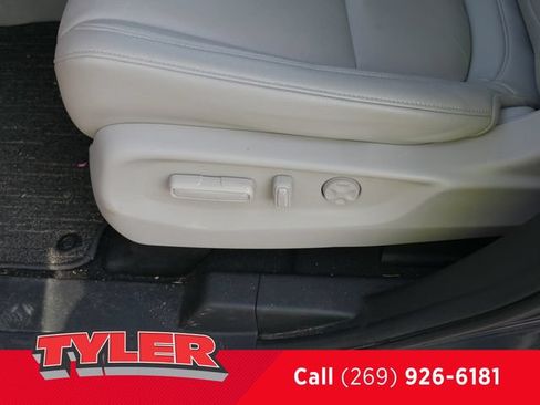 Used 2025 Honda Odyssey EX-L image 19