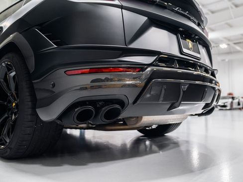 Used 2024 Lamborghini Urus Performante AWD/4WD image 37