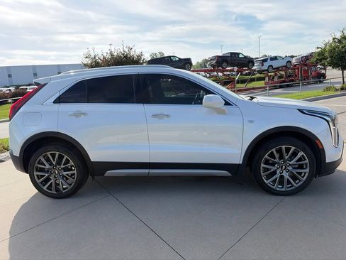 Used 2020 Cadillac XT4 Premium Luxury FWD image 18