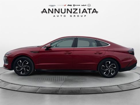 Used 2024 Hyundai Sonata SEL image 2