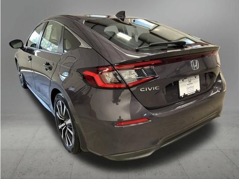 Certified 2023 Honda Civic EX-L image 4