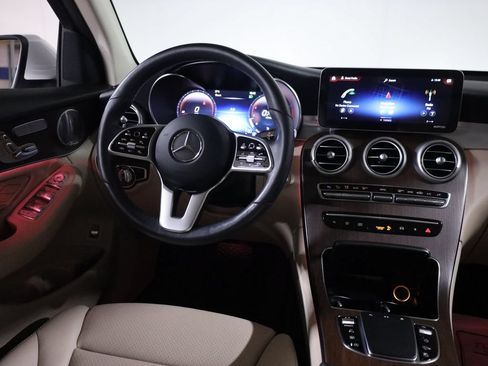 Used 2020 Mercedes-Benz GLC 300 4MATIC image 44