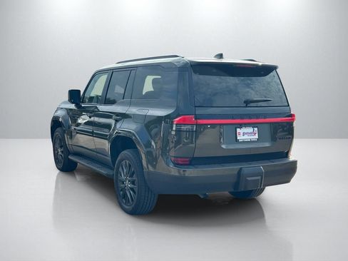 Used 2025 Lexus GX 550 w/ Accessory Package (31) AWD/4WD image 7